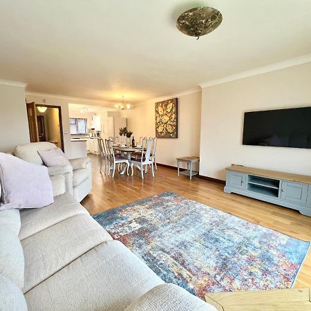 3 Bedroom House - Sandown Exterior foto